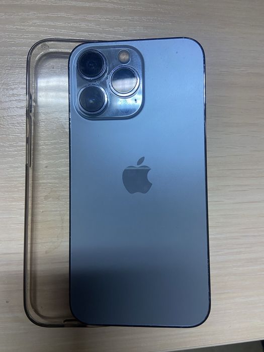 Продам iphone 13 pro