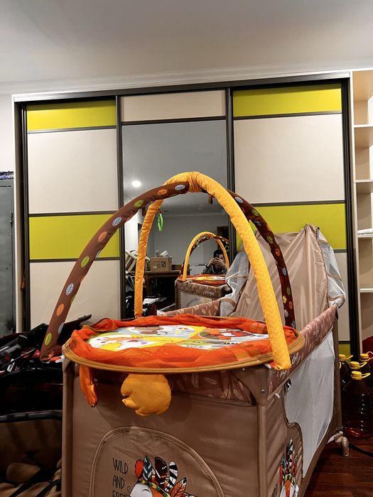 Детская кровать+коврик