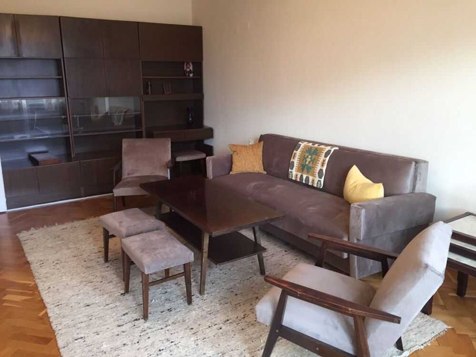 Двустаен имот в Света Троица