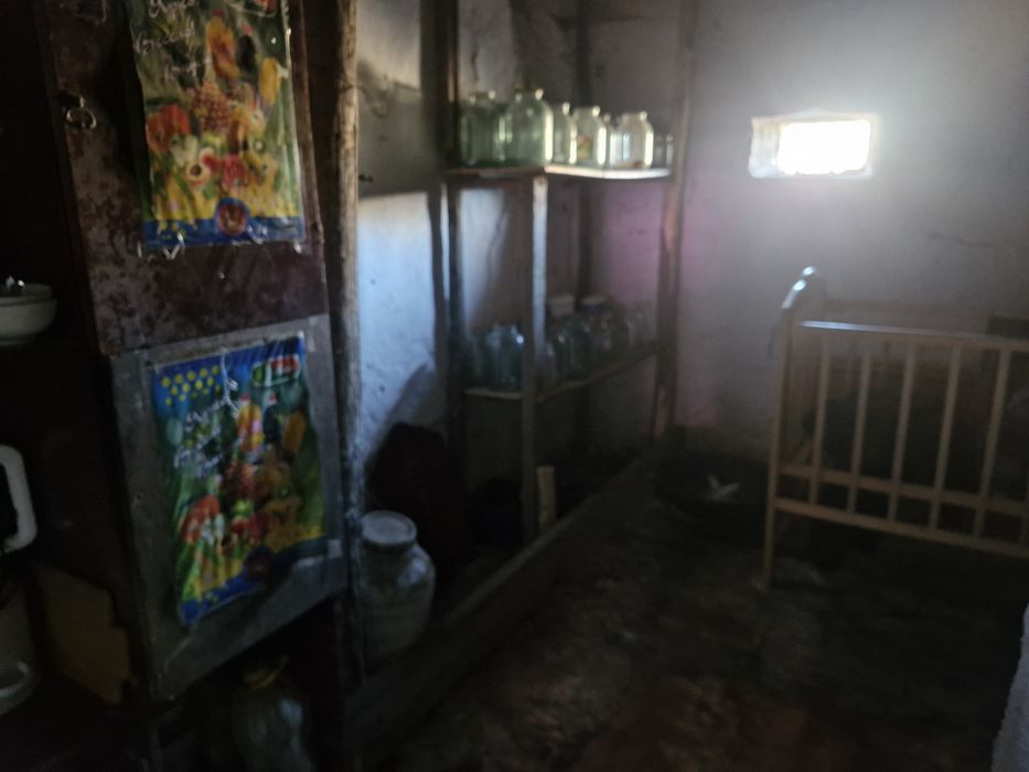 Продаётся дом( землянка)