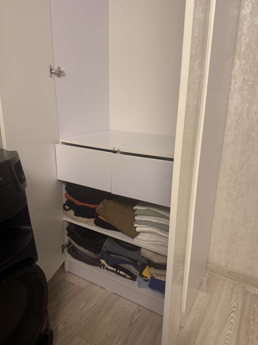 Шифоньер, шкаф, плательный шкаф