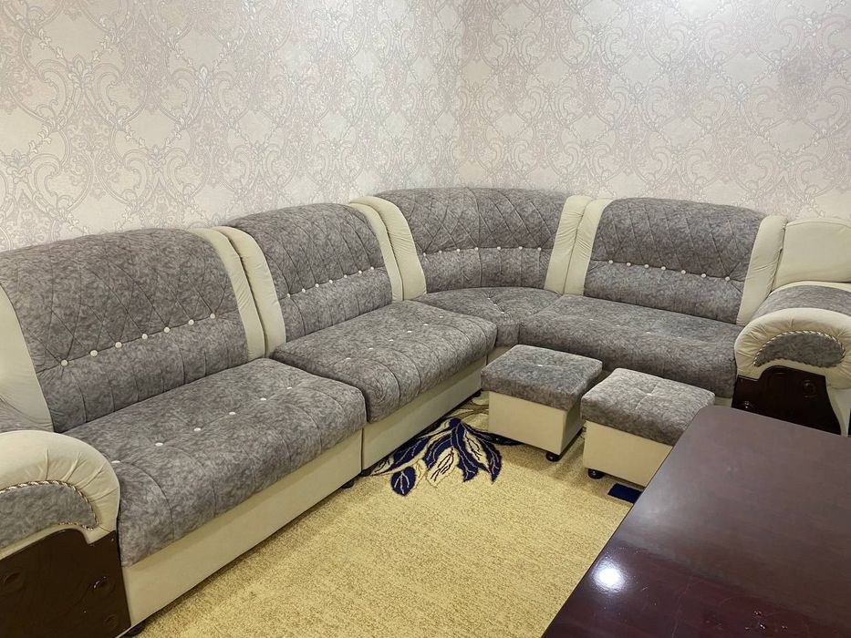 ковёр в хорошем состоянии