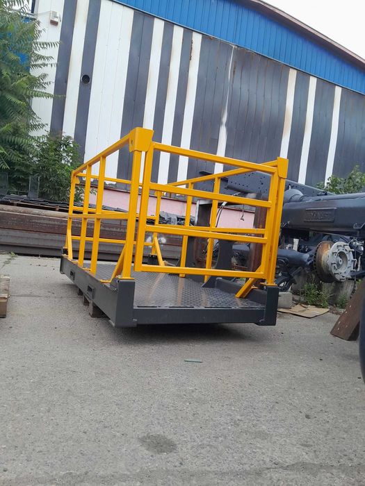 Nacelă standard compatibilă cu Manitou și stivuitoare