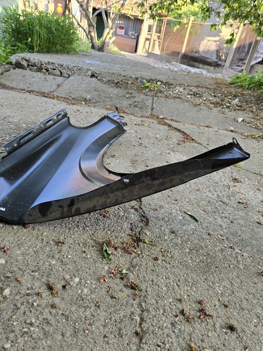 Ляв калник за opel astra h 2006г