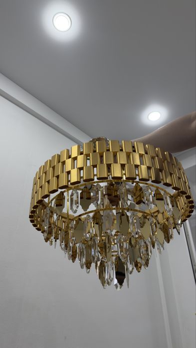 Лустра сатылады.