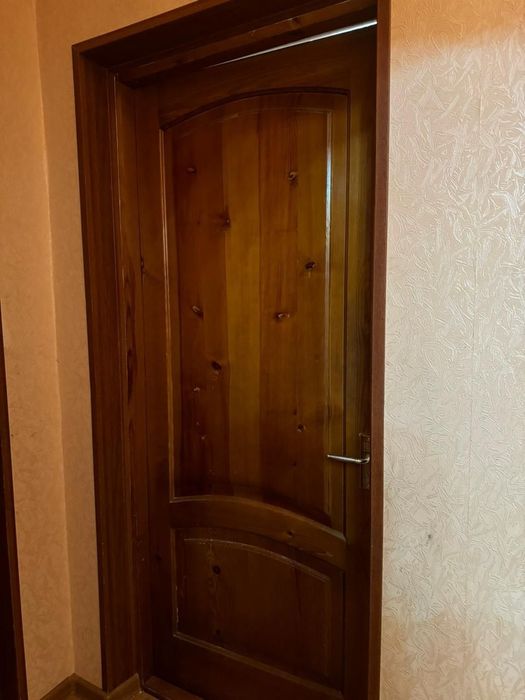 Есіктер ағаштан жақсы