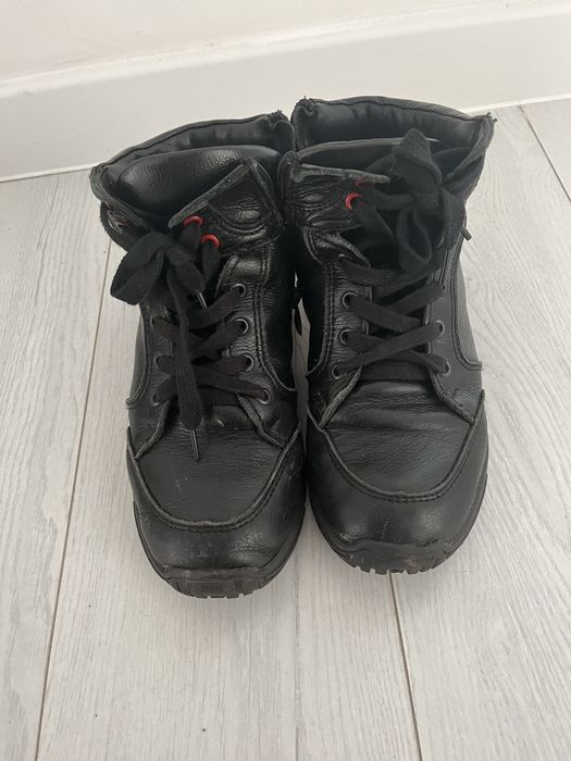 Продам детскую обувь Тифлани