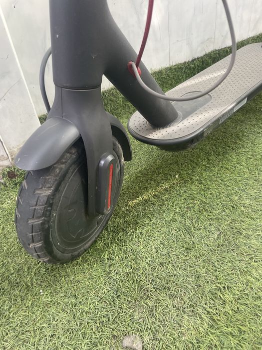 Vând trotinetă electrică