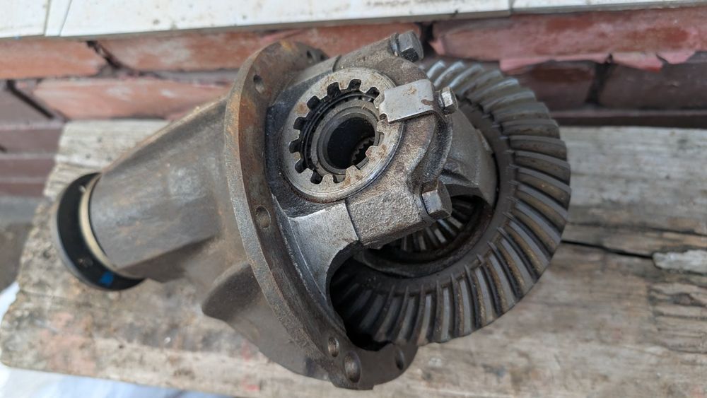 Редуктор на Нива 2121