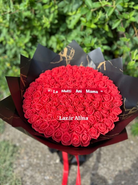 Buchet 101 trandafiri 165lei cu mesaj