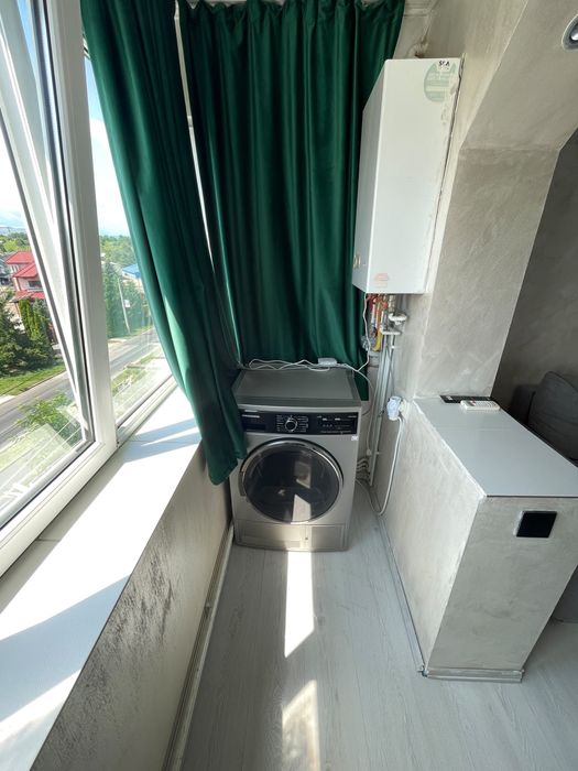 Apartament oferit spre inchiriere….whatsapp