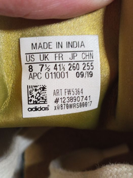 Маратонки "Adidas"41.5.номер