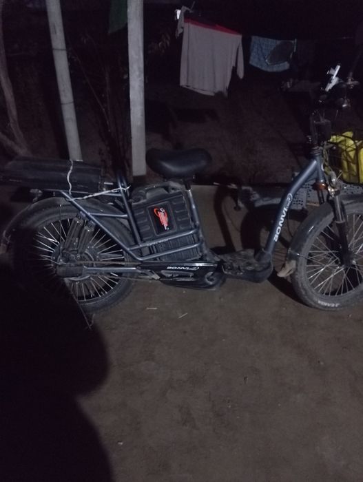 Elektron skuter sotiladi