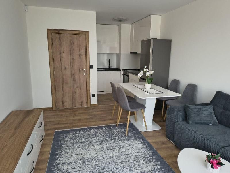 Дава се под наем Двустаен апартамент в София, Зона Б-5 - 61 кв.м за 749 € - Снимка #2