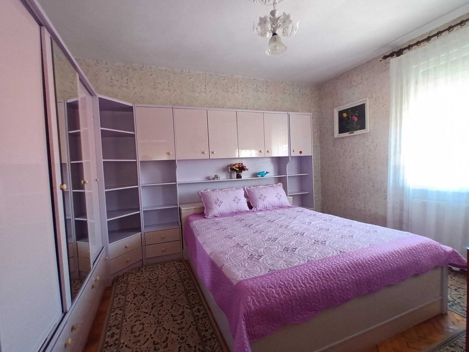 Продава се Четиристаен апартамент в Плевен, Идеален център - 95 кв.м за 1422 €/кв.м - Снимка #6