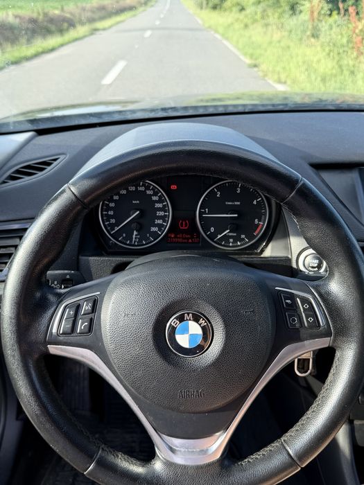 BMW X1 2013 — imagine 5