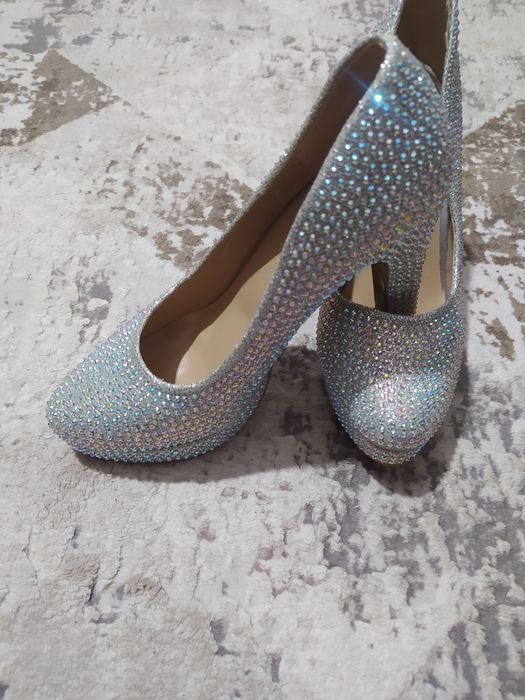 Женская обувь 36