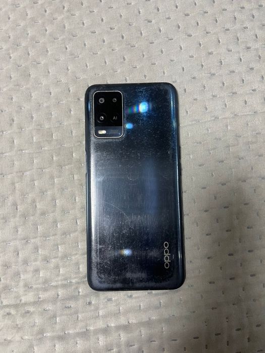 OPPO A54 в хорошем состояние