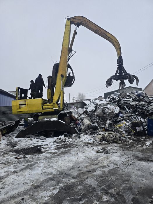 Продам Экскаватор