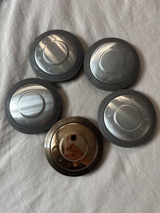 Продам хайлайтеры Becca