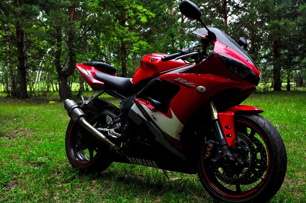 Cпортбайк Yamaha R6