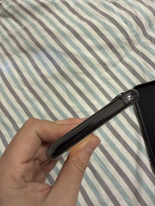 Iphone XS 64гб продается