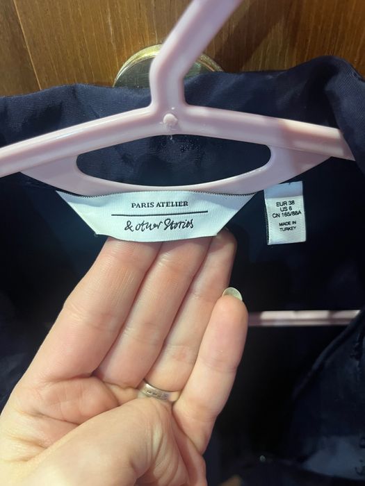 Риза. на коне And other stories