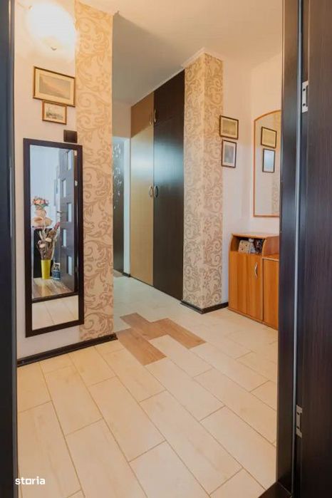 Apartament 3 camere decomandat - Inel 2