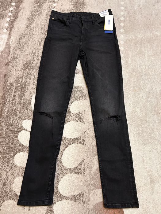 Черные джинси для парня