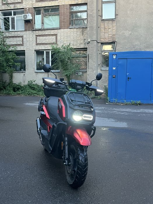 Продам мопед  танк 180куб