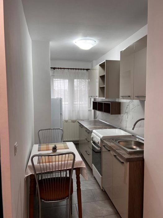Închiriez apartament cu 1 camera