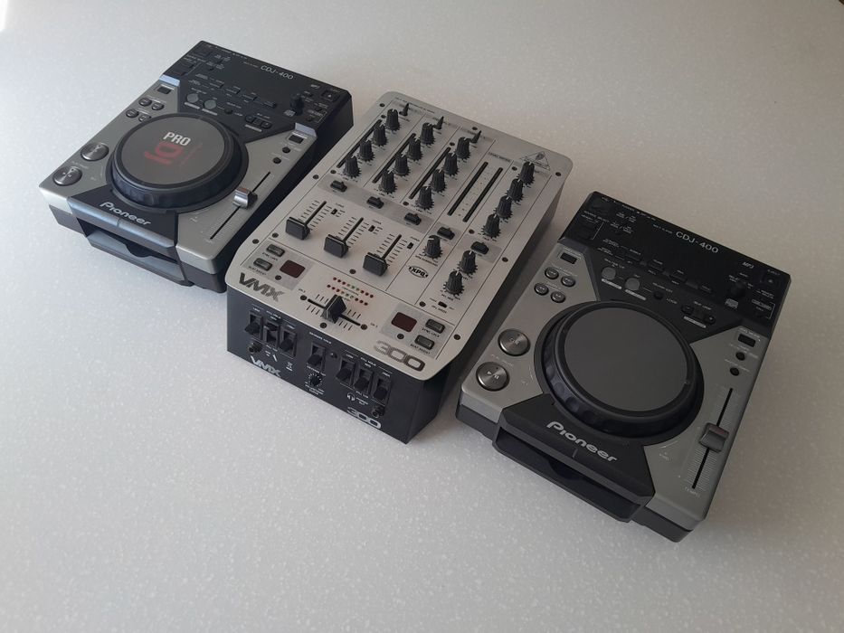 Pioneer CDJ - 400
