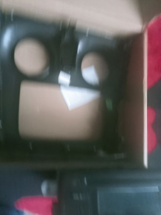 Sistem audio  CD. Radio Am -FM.. Bloutout..Stick.