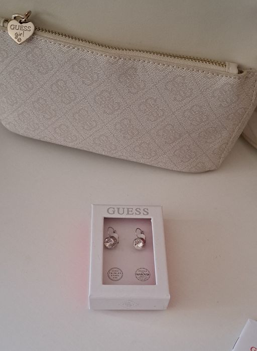 Обеци Guess нови