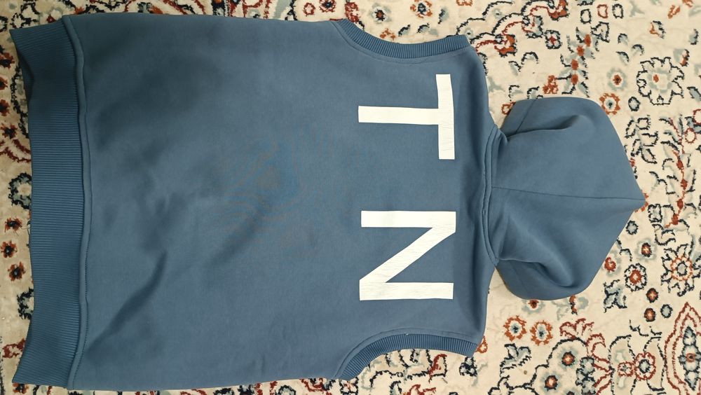 Жилетка valentino оригинальная