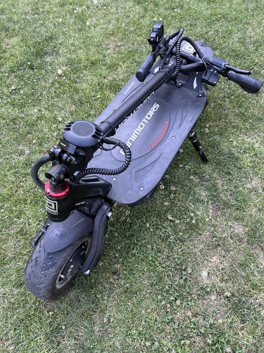 Тротинетка Minimotors Dualtron Thunder 2