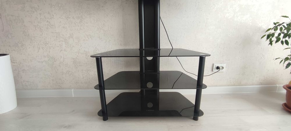 Тумба под телевизор продам