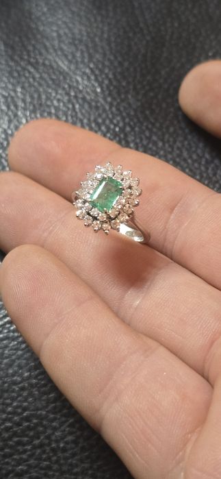 Inel 18k diamante smarald Columbia