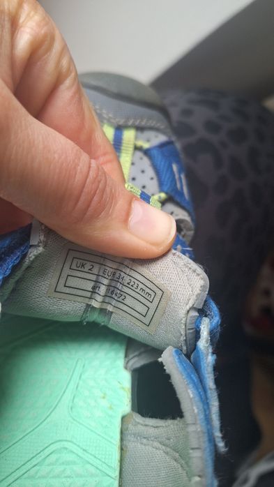 Sandale Umbro, marime 34, 23cm