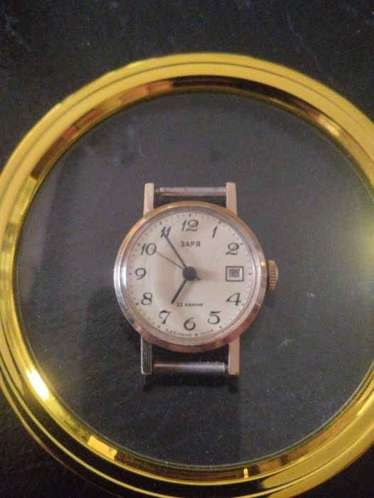 Часы женские Заря
