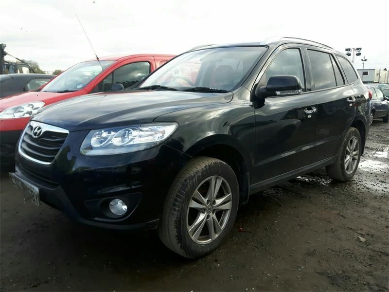 Racitor gaze Hyundai Santa Fe 2011 suv 2.2