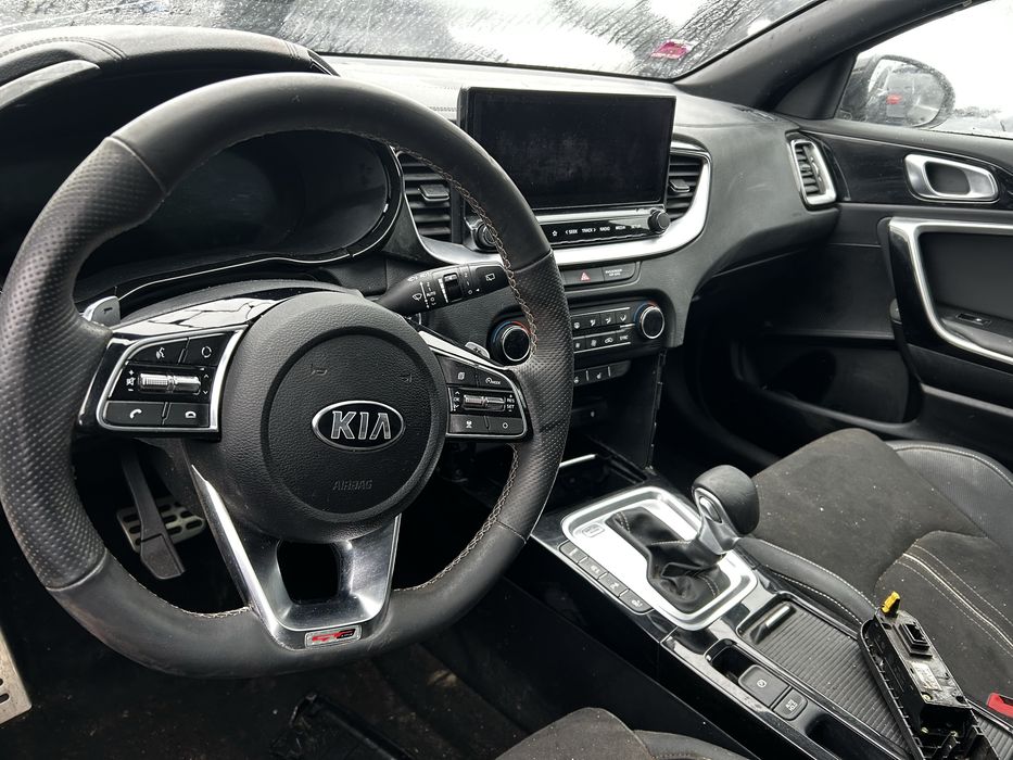 Lonjeron dreapta față Kia Procced 2020