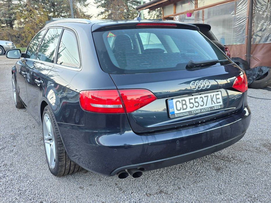 Audi A4 1.8i/6-ck./Газ.инж./Лизинг