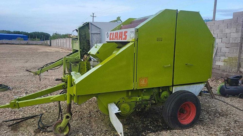 Пресс подборщик CLAAS ROLANT 44
