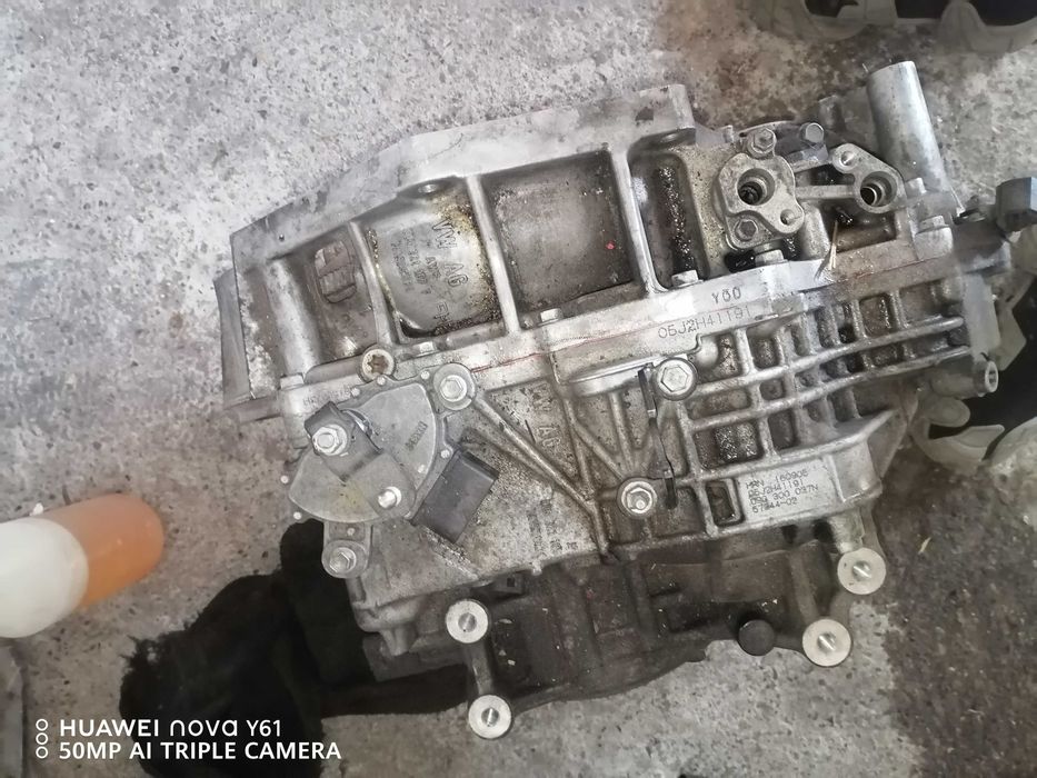 Скоростна кутия Пасат Б6 2.0 200кс