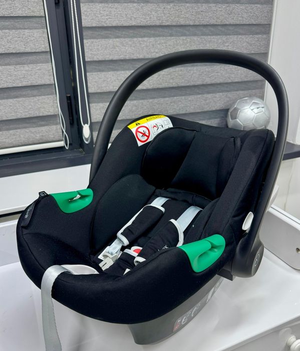 Детское кресло Cybex Atom B2 i-size