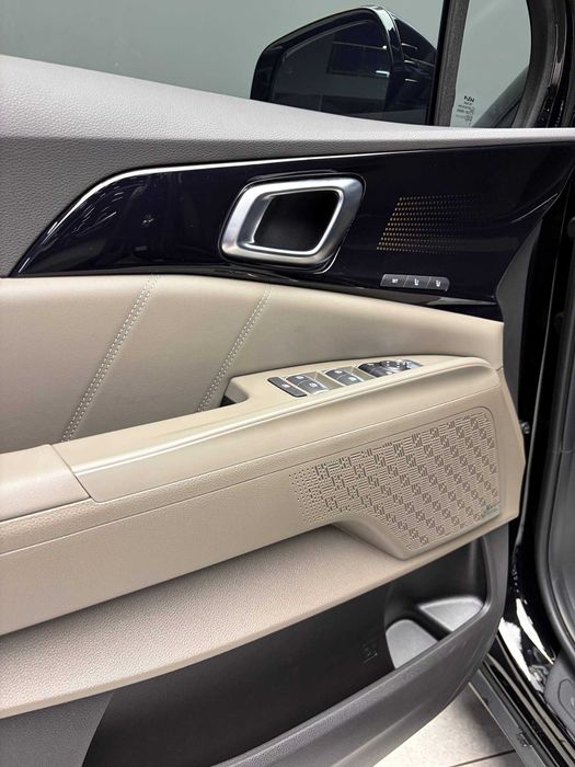 Продается KIA Carnival обновленный