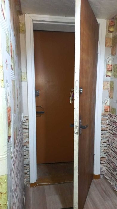 Продается квартира.  21 микрорайон д 8