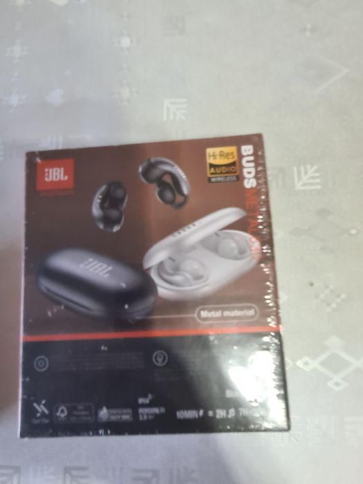 Наушники продаю хорошие