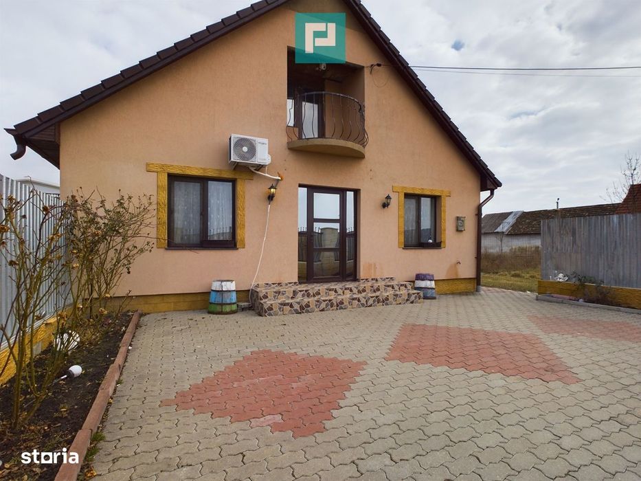 Casă cu 5 camere în Nădlac